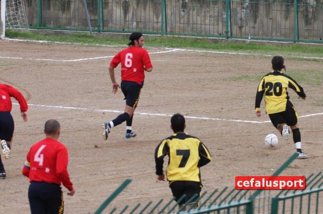 101031_Tiger 082x_tn.jpg